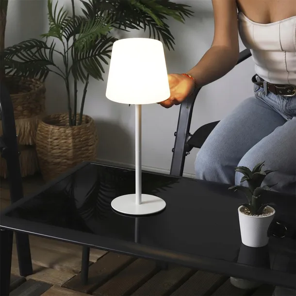 lampa-stolowa-usb-biala-stan-nowy-typ-stolowa