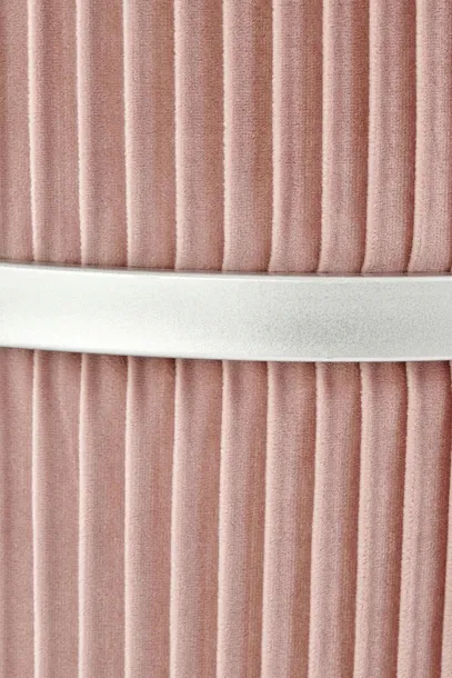 pufa-darbi-rozowa-glebokosc-mebla-40-cm