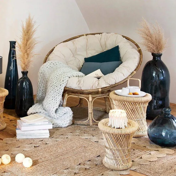 fotel-seram-rattanowy-material-obicia-tkanina