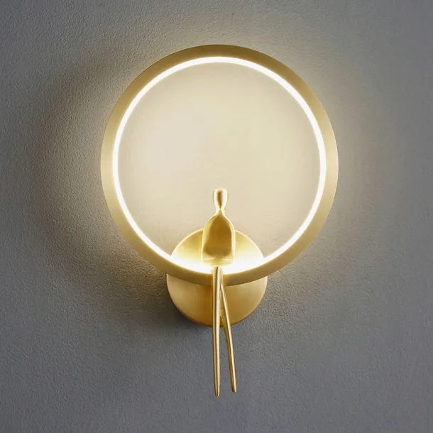 lampa-scienna-amici-ring-led-zlota-27-cm-pomieszczenie-jadalnia-kuchnia-salon