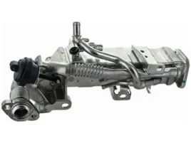 chlodnica-spalin-bmw-5-f10-2-0-3-0-f07-3-0-f11-2-0-3-0