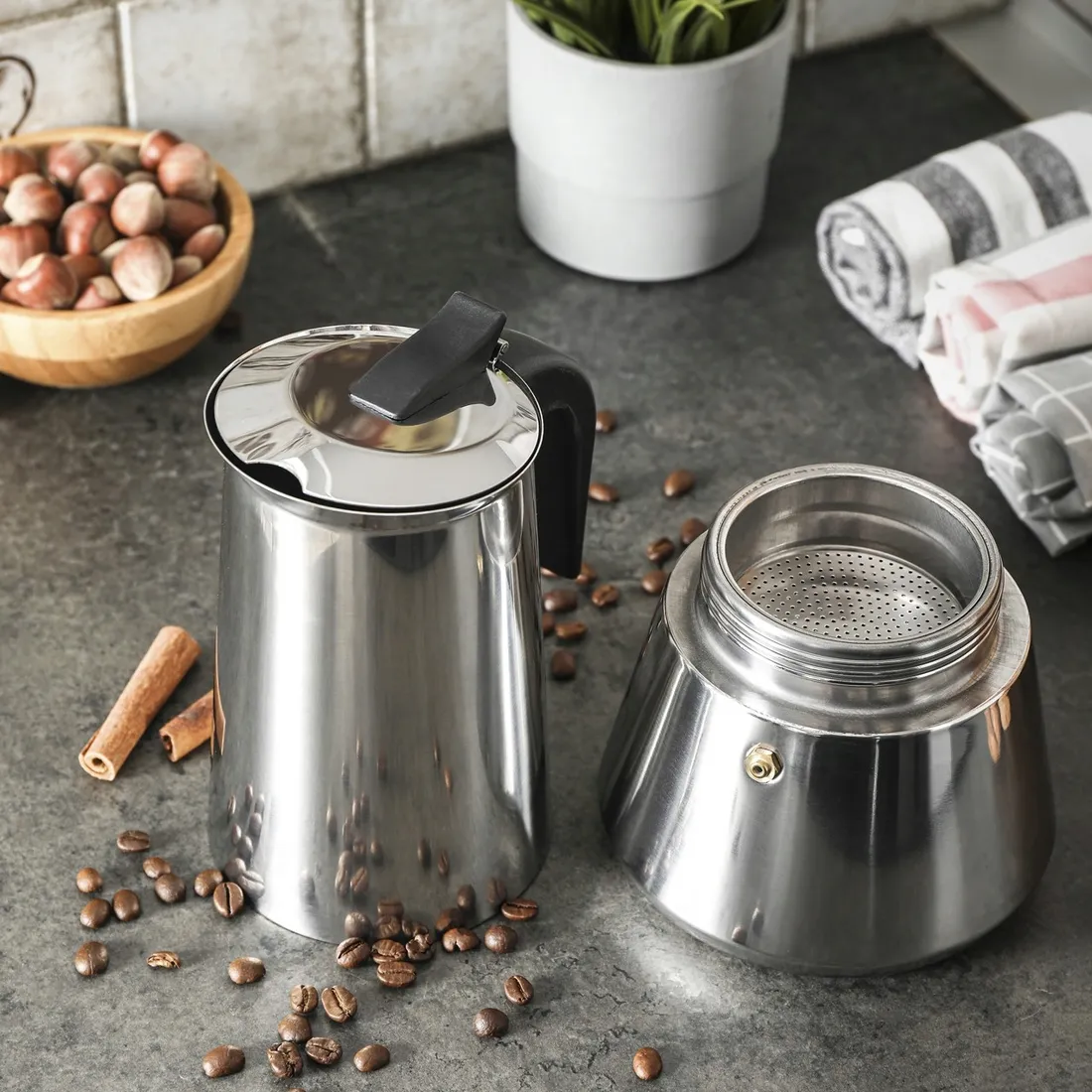 kawiarka-espresso-4-filizanki-kinghoff-stan-nowy