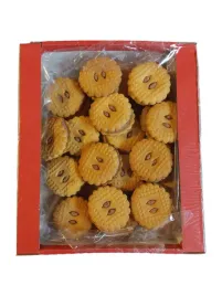 ciastka-herbatniki-przekladane-kremem-500g-markiza-smietankowa