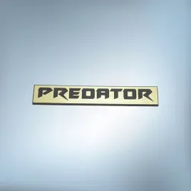 greatergreatergreater-predator-60x10-zloty3-emblemat-naklejka-logo-znaczek-zamiennik