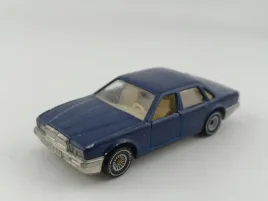 siku-jaguar-xj6