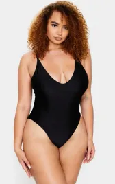 czarny-stroj-kapielowy-prettylittlething-xl