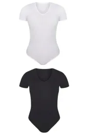 2-pak-czarno-bialych-bodow-z-krotkim-rekawem-prettylittlething-m