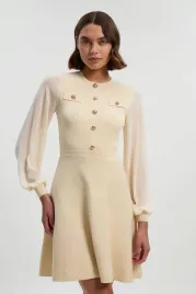 bezowa-sukienka-z-ozdobnymi-guzikami-karen-millen-xs