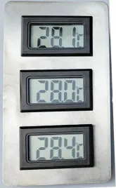 ramka-obudowa-potrojna-na-termometr-lcd-destylator