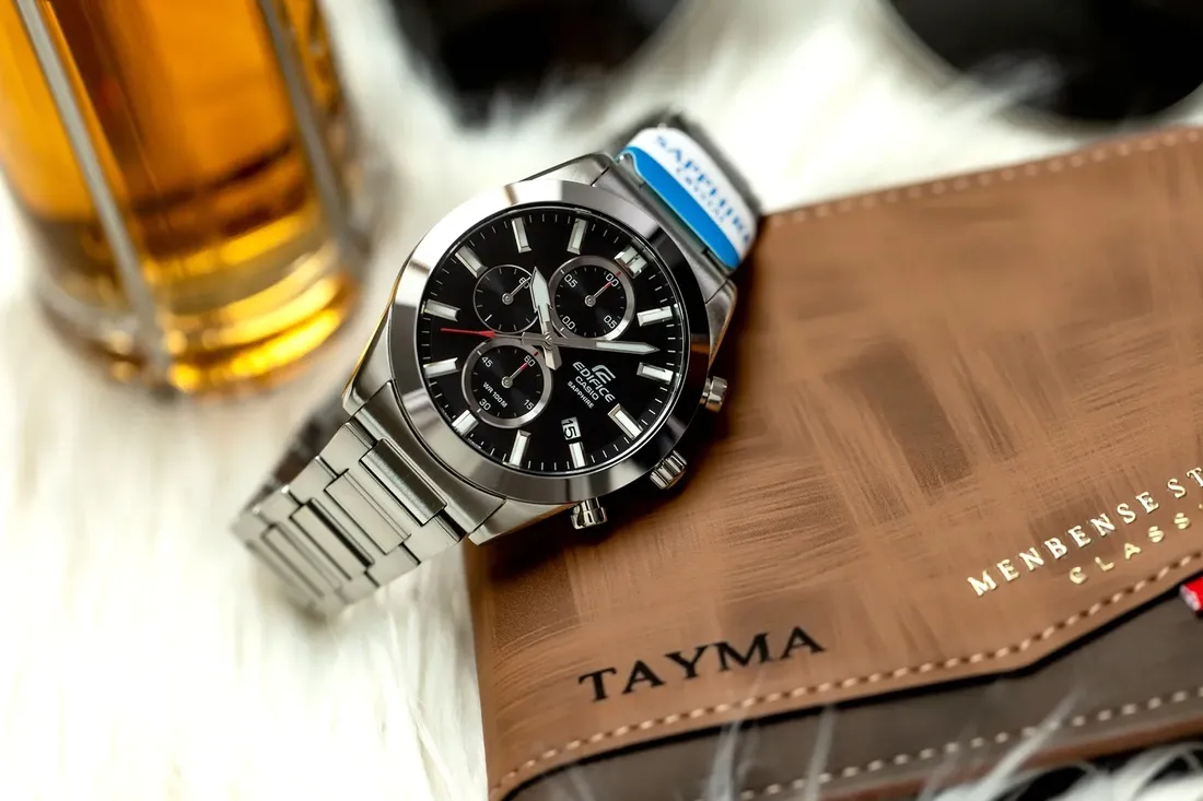 zegarek-meski-casio-edifice-chronograph-efb-710d-1a-box