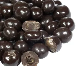 palone-ziarna-kawy-arabika-w-czekoladzie-100g-od-skworcu