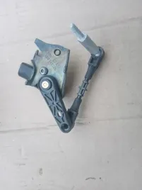 regulacja-swiatel-audi-a6-11-vag-4h0941285h