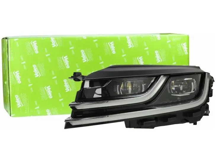lampy-reflektory-vw-arteon-17-20-strona-zabudowy-prawa