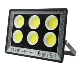 mocna-lampa-do-garazu-ogrodu-na-elewacje-300w-ip66-na-lata-diody-cob