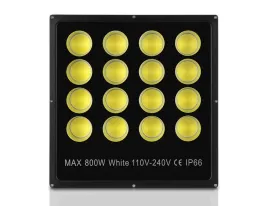lampa-led-halogen-zewnetrzny-mocna-800w-na-plac-magazyn-naswietlacz