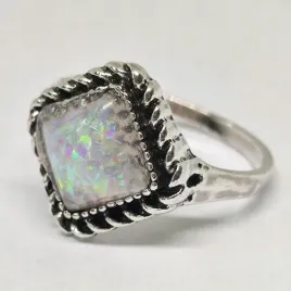 srebrny-pierscionek-bialy-kamien-trapez-cyrkonia-diament-vintage-grecki