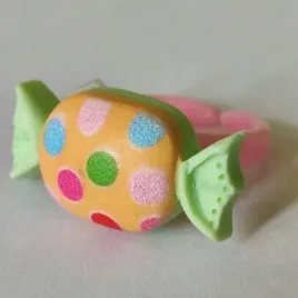 pierscionek-zolty-zielony-cukierek-kropki-dots-sweet-dla-dziecka-przyjecie