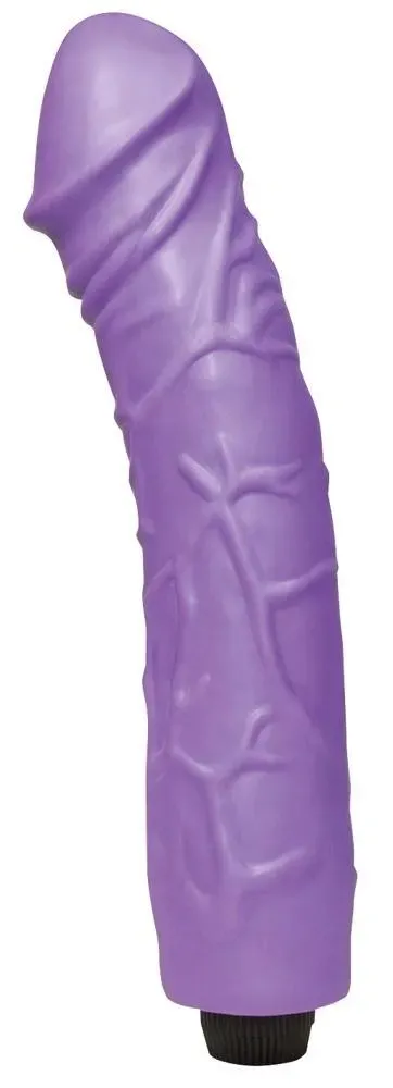 queeny-love-giant-lover