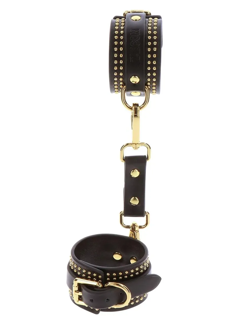kajdanki-bdsm-studded-wrist-cufs-set-black