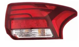 prawa-lampa-tyl-mitsubishi-outlander-iii-2012-led