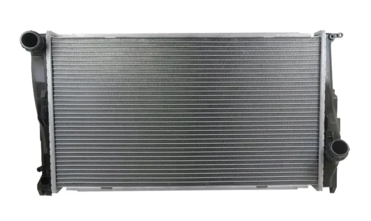 chlodnica-bmw-3-e90-e91-e92-e93-2004-2013
