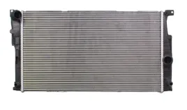 chlodnica-wody-bmw-4-coupe-f32-2013-2020-automat