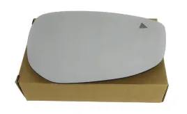 prawy-wklad-lusterka-mazda-cx-30-2019-asystent