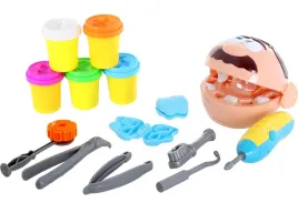 masa-plastyczna-dentysta-ciasto-lekarz-glowa