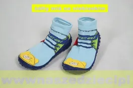 bical-zolty-mis-na-niebieskim-tle-bucik-skarpetka