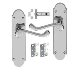 handlestore-klamka-drzwiowa-w-ksztalcie-scroll-chrom-z-zaczepem-64-cm