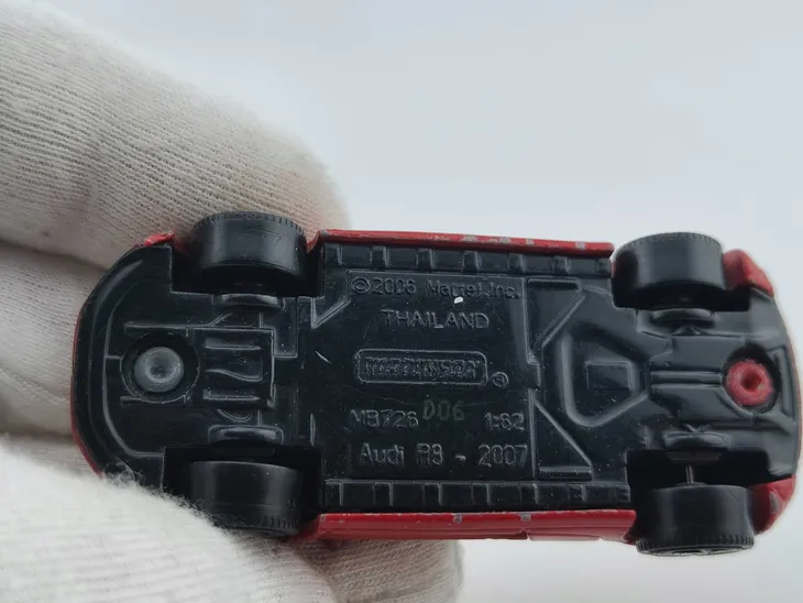 matchbox-audi-r8-2007-marka-matchbox