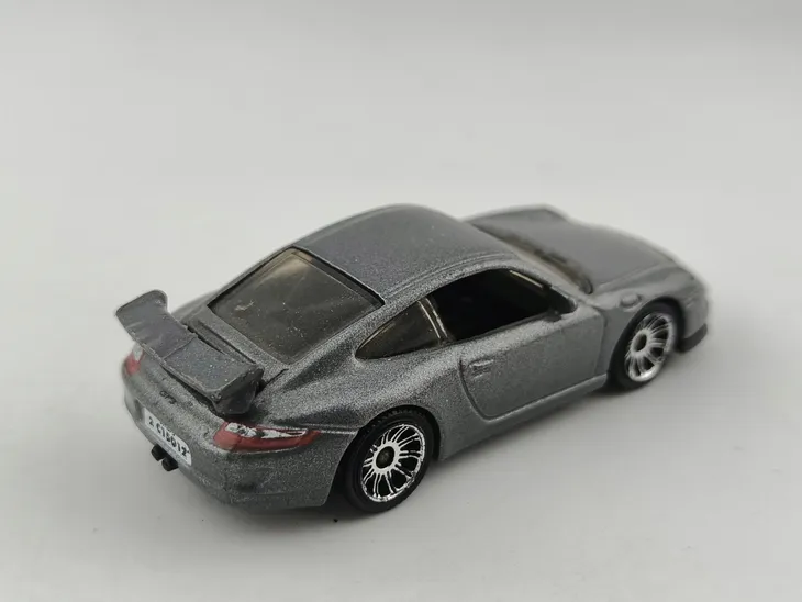matchbox-porsche-911-gt3-2007-stan-nowy