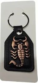 brelok-do-kluczy-ze-skorpionem-zodiak-na-prezent