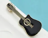 broszka-srebrny-instrument-gitara-b95