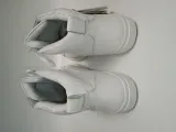 rage-age-white-r-42-marka-rage-age