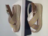 sandaly-u-s-polo-assn-kolor-bezowy