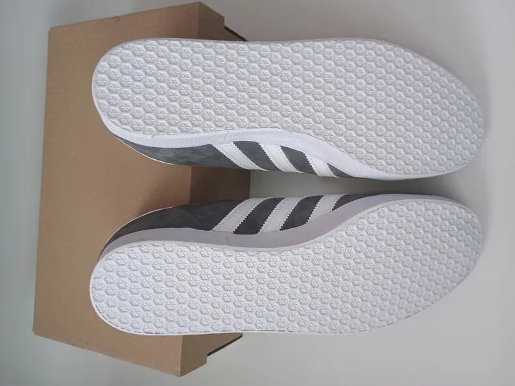 adidas-gazelle-szare-zapiecie-inne