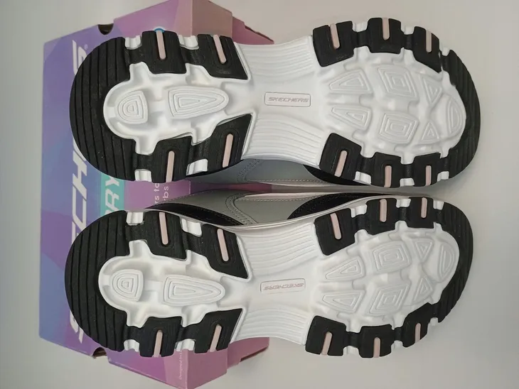 skechers-d-lite-cousin-wysokosc-brak-informacji