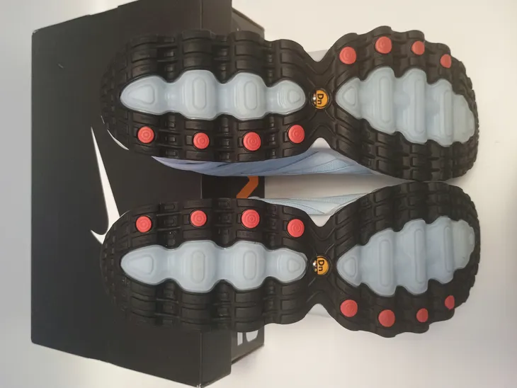 nike-dn8-blekitne-wysokosc-brak-informacji
