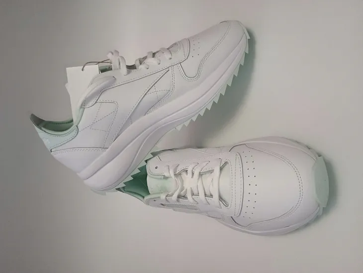 reebok-classic-leather-sp-extra