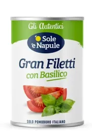 o-sole-e-napule-plasterki-pomidorow-wloskich-gran-filetti-z-listkami-bazyli