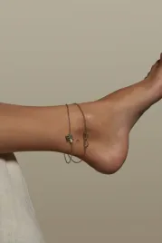 anklet-bransoletka-srebrna-na-kostke-litera-w