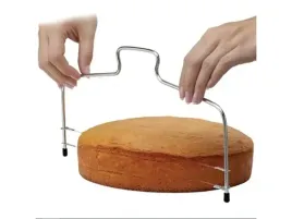 noz-strunowy-do-ciecia-ciasta-biszkoptu-tortu-33cm