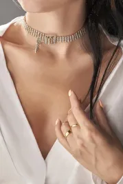 naszyjnik-choker-z-blyszczacymi-kamieniami-damski