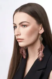kolczyki-piorka-wiszace-w-stylu-orientalnym-boho