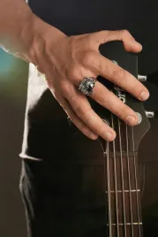 masywny-pierscien-meski-sygnet