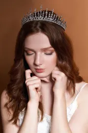 tiara-diadem-ozdoba-do-wlosow-krolewska-krysztaly