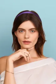 fioletowa-opaska-do-wlosow-elegancja-i-komfort