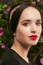 opaska-do-wlosow-z-piorkiem-elegancka-ozdoba