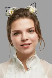 opaska-na-glowe-z-kocimi-uszkami-i-kwiatkami